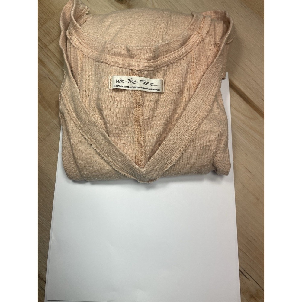 Free People We The Free Tank Top Womens Medium Peach Flowy Raw Hem Boho Knit - Picture 3 of 8